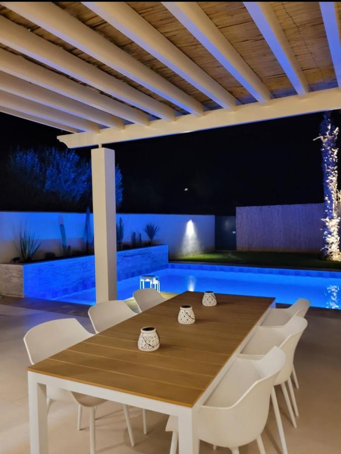 Villa Nawal Et Sa Piscine Chauffee Sans Vis-A-Vis Agadir Exterior photo