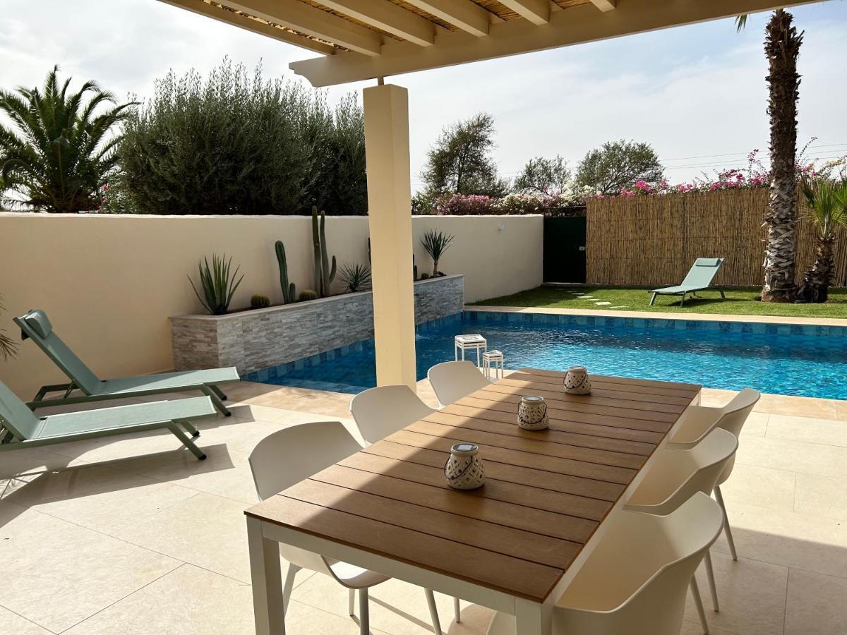 Villa Nawal Et Sa Piscine Chauffee Sans Vis-A-Vis Agadir Exterior photo